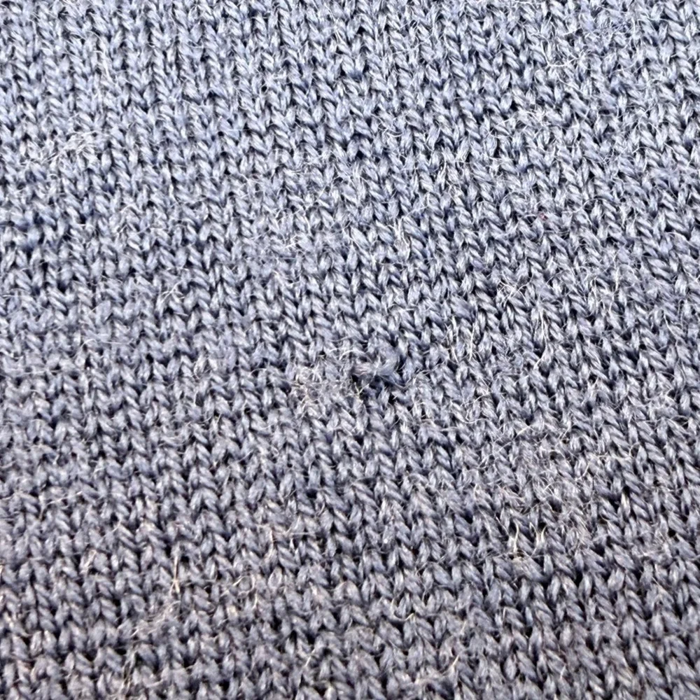 Banana Republic 100% Merino Wool Sweater Mens M Blue Crew Neck Lightweight
